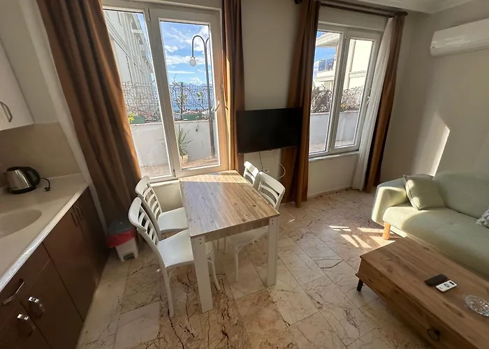 מלון דירות Dagtekin 3*